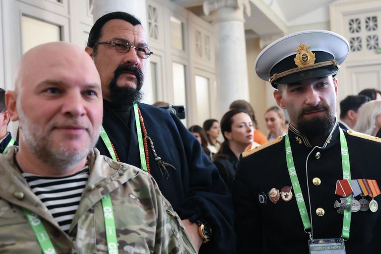 Специальный представитель МИД России по вопросам российско-американских гуманитарных отношений, актер, кинопродюсер Стивен Сигал на праздновании 20-летия международного телеканала RT в Москве