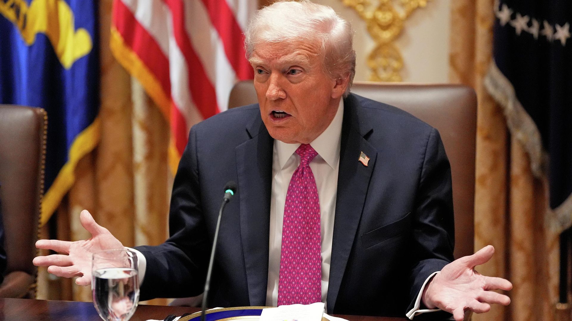 Президент США Дональд Трамп Президент США Дональд Трамп - РИА Новости, 1920, 17.11.2025