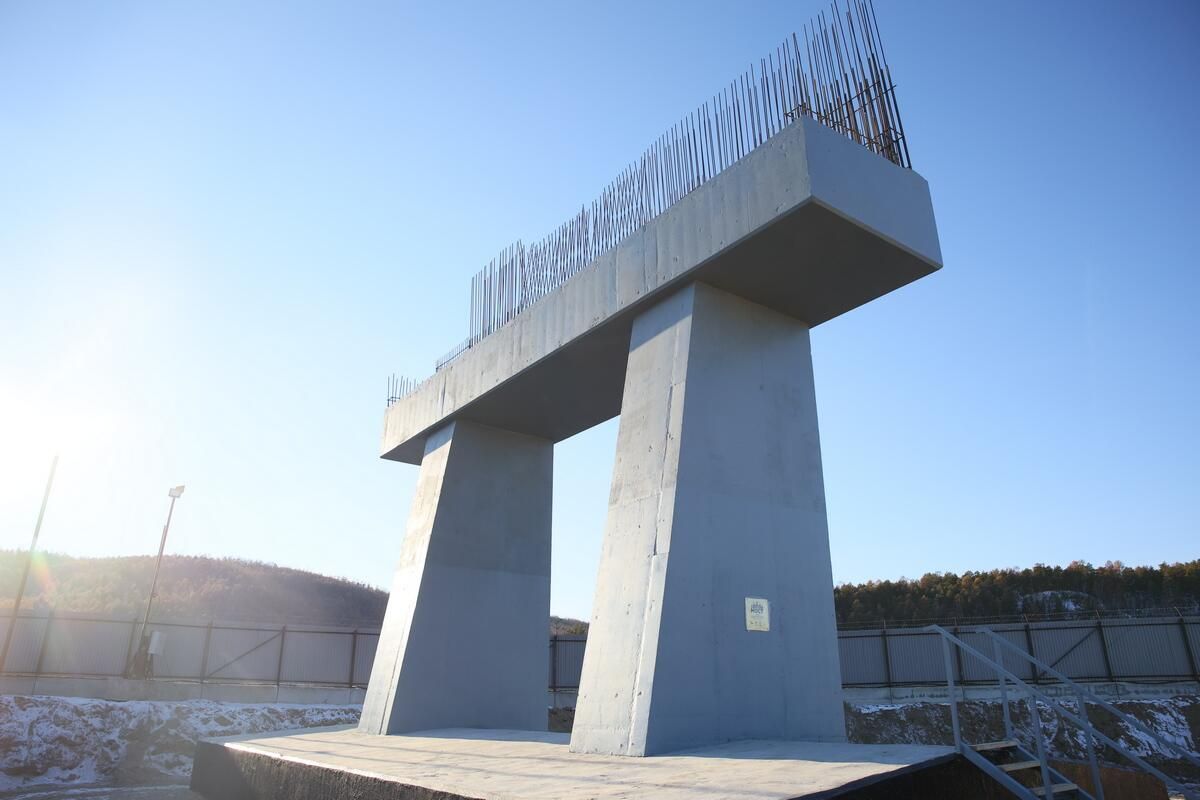 Готовая первая опора Ленского моста Готовая первая опора Ленского моста - РИА Новости, 1920, 21.10.2025