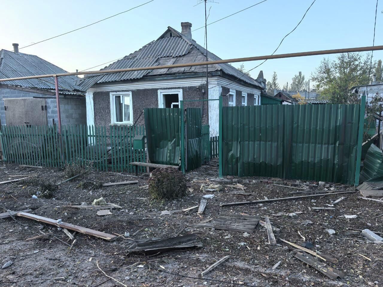 Последствия обстрела ВСУ города Ясиноватая в ДНР - РИА Новости, 1920, 26.10.2025