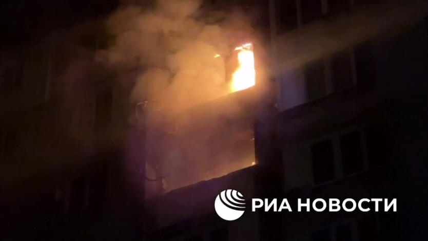 Пожар в Буденновском районе Донецка из-за атаки ВСУ Пожар в Буденновском районе Донецка из-за атаки ВСУ - РИА Новости, 1920, 27.10.2025