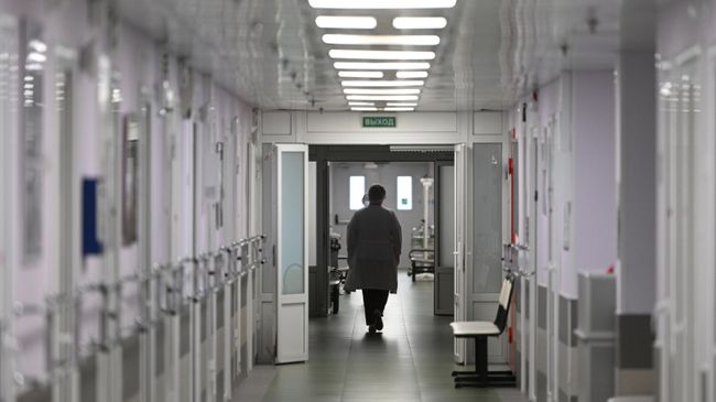 Медицинские работники в городской клинической больнице Медицинские работники в городской клинической больнице