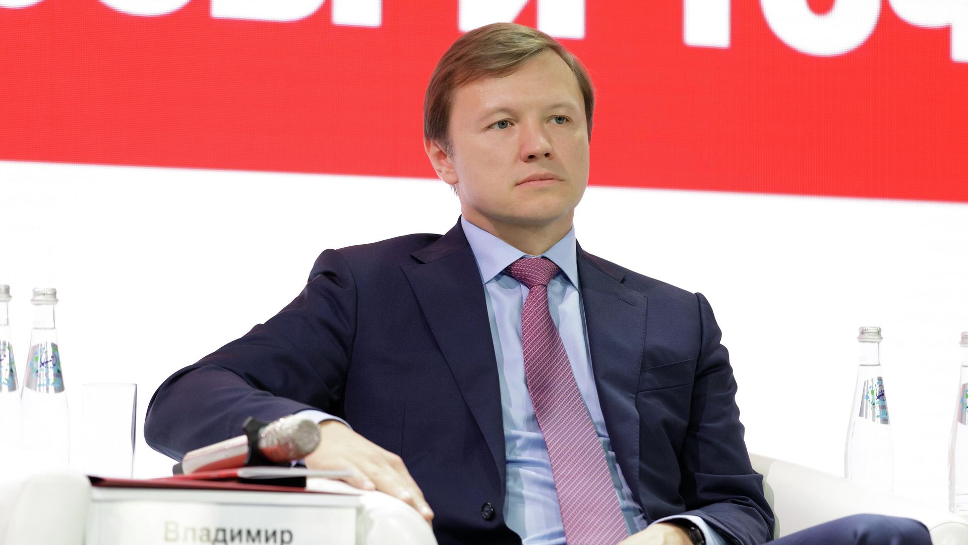 заместитель мэра Москвы по вопросам градостроительной политики и строительства Владимир Ефимов - РИА Новости, 1920, 22.06.2026