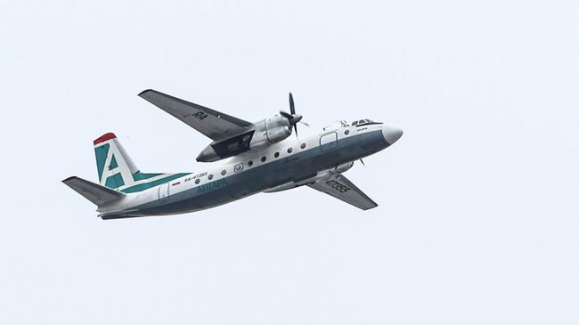 Самолет Ан-24РВ авиакомпании Анагара в Иркутске
