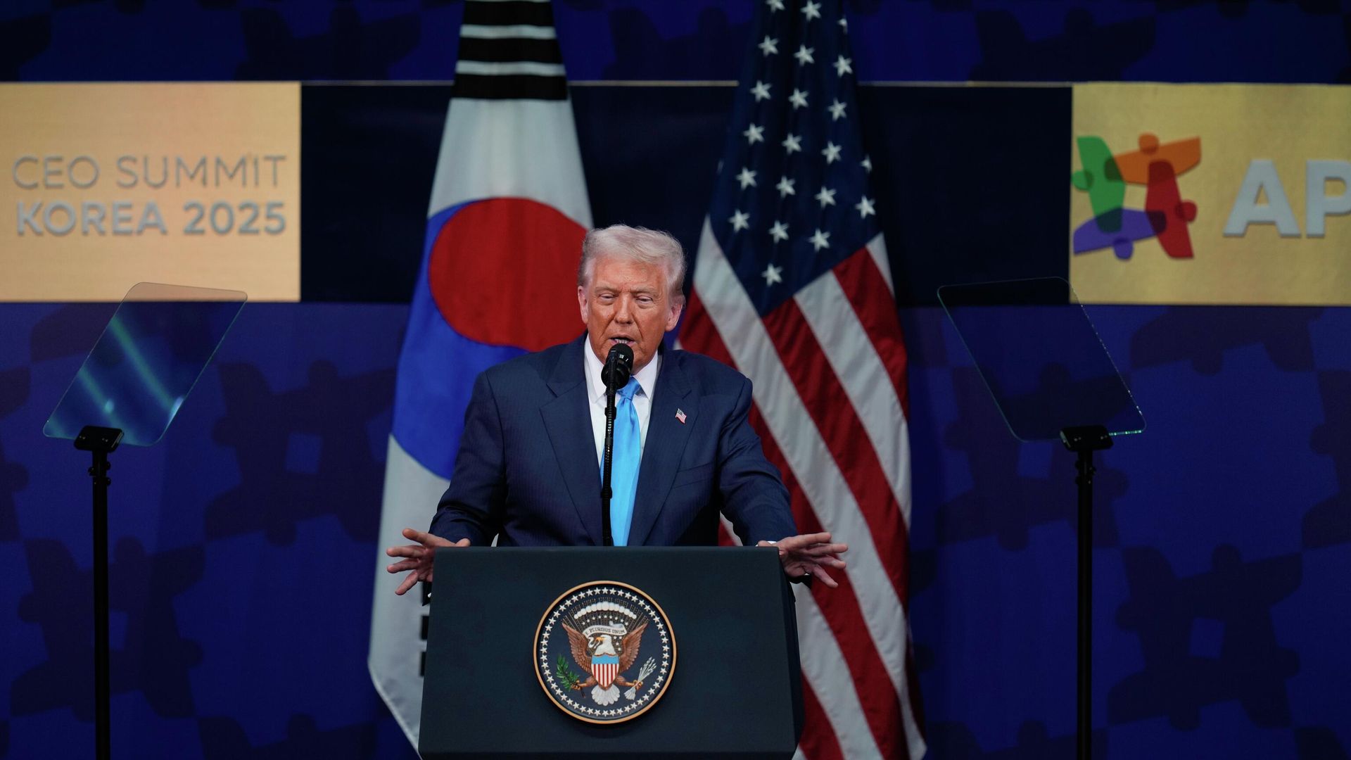 Президент США Дональд Трамп выступает на саммите руководителей стран Азиатско -Тихоокеанского экономического сотрудничества (АТЭС) в Кёнджу, Южная Корея Президент США Дональд Трамп выступает на саммите руководителей стран Азиатско -Тихоокеанского экономического сотрудничества (АТЭС) в Кёнджу, Южная Корея - РИА Новости, 1920, 29.10.2025