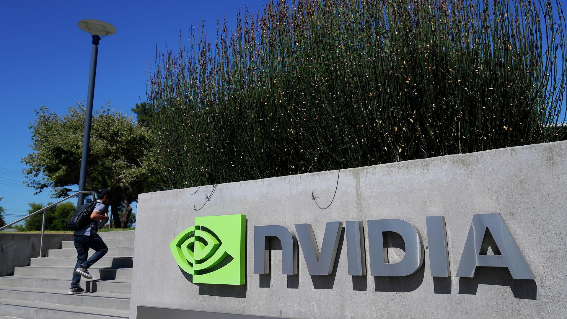 Штаб-квартира компании Nvidia в Санта-Кларе, Калифорния, США Штаб-квартира компании Nvidia в Санта-Кларе, Калифорния, США - РИА Новости, 1920, 23.08.2026