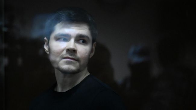 Аяз Шабутдинов в зале заседаний Пресненского районного суда Москвы. 31 октября 2025 Аяз Шабутдинов в зале заседаний Пресненского районного суда Москвы. 31 октября 2025