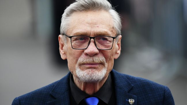 Актер Александр Михайлов
