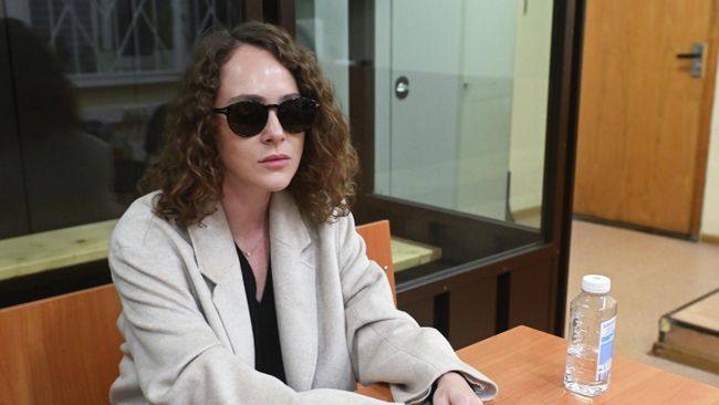 Актриса Аглая Тарасова на судебном заседании в Домодедовском городском суде Актриса Аглая Тарасова на судебном заседании в Домодедовском городском суде