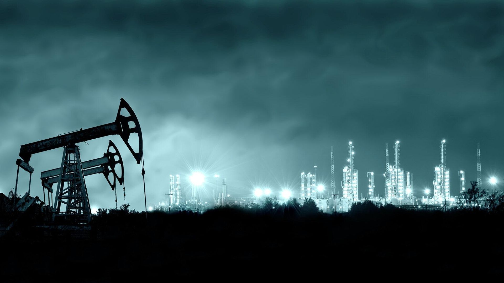Добыча нефти. Архивное фото Добыча нефти. Архивное фото - РИА Новости, 1920, 06.06.2022