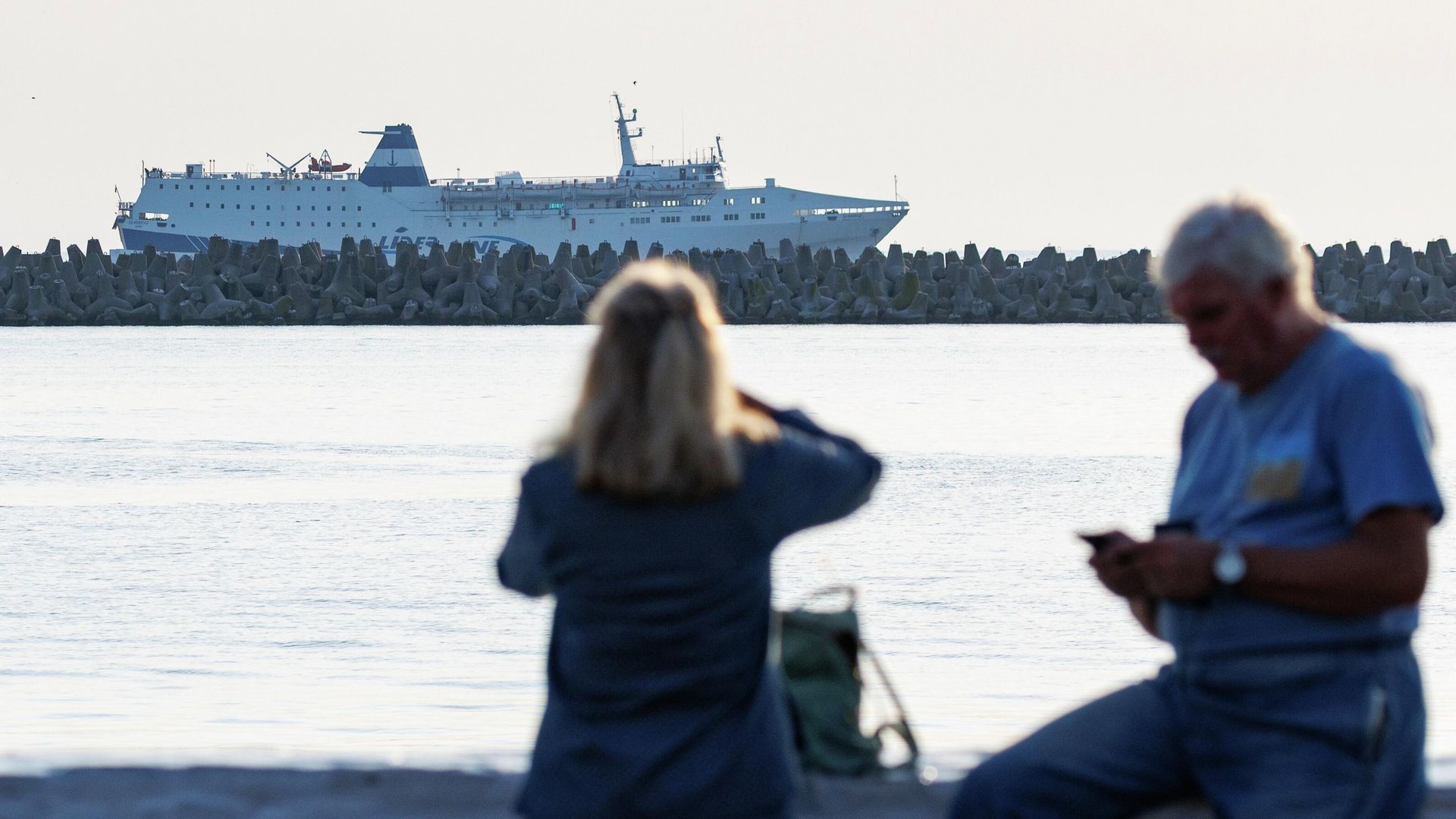 Паром Sea Bridge, прибывший из Трабзона, в акватории Сочи Паром Sea Bridge, прибывший из Трабзона, в акватории Сочи - РИА Новости, 1920, 07.11.2025