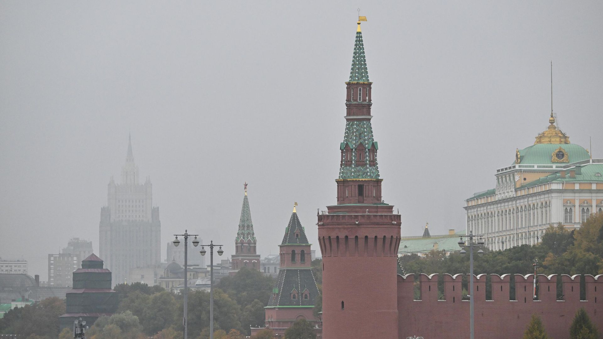 Московский Кремль и здание Министерства иностранных дел РФ Московский Кремль и здание Министерства иностранных дел РФ - РИА Новости, 1920, 08.01.2026