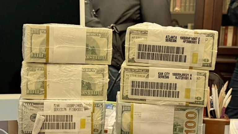Обыски по делу о масштабной коррупции в сфере украинской энергетики