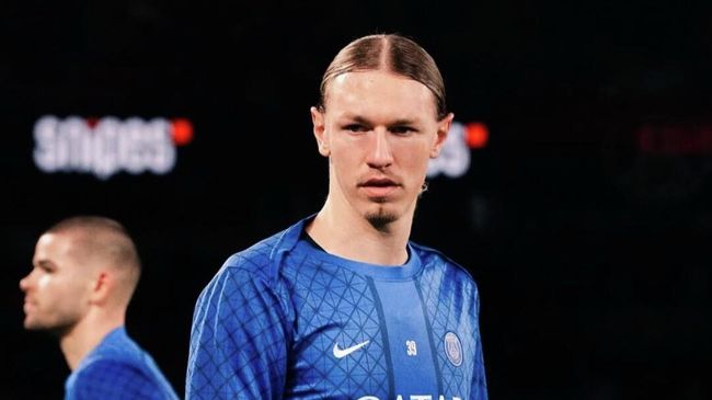 Матвей Сафонов