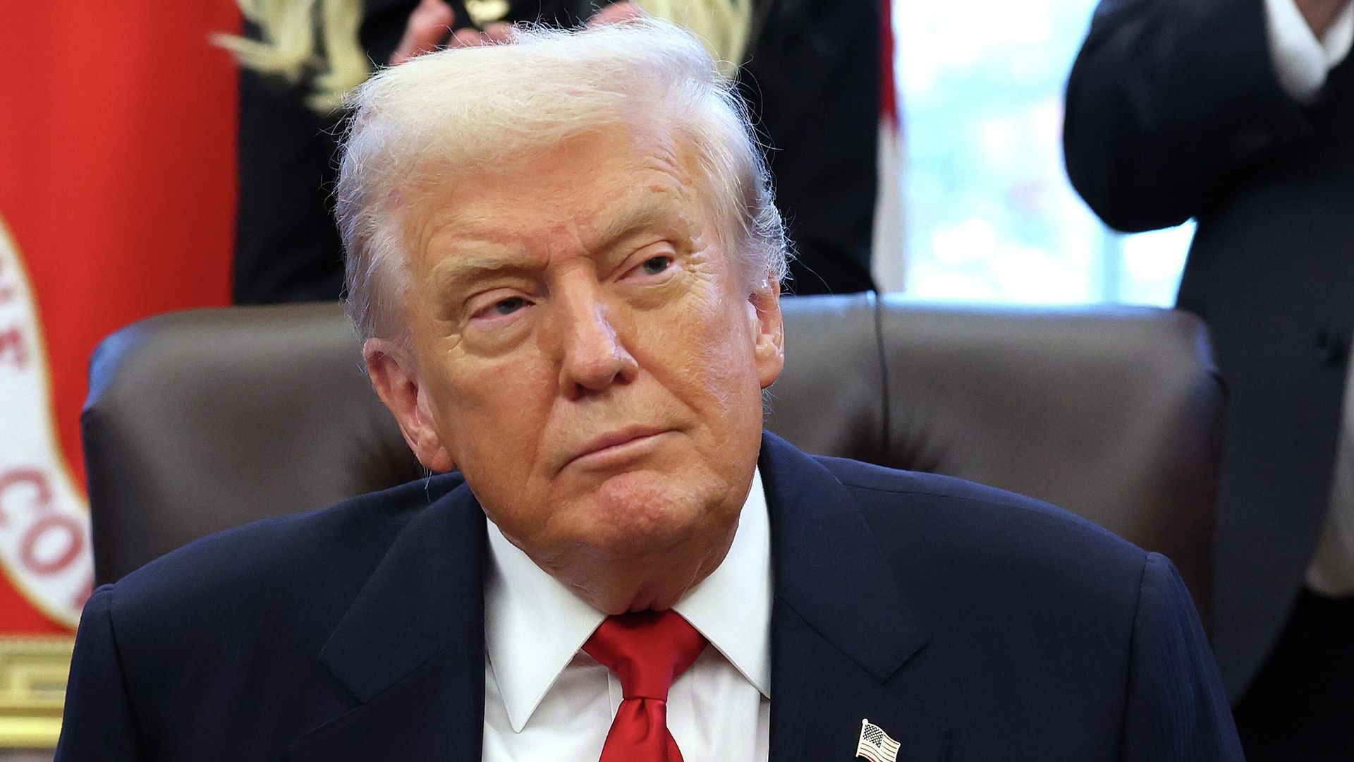Президент США Дональд Трамп в Овальном кабинете Белого дома - РИА Новости, 1920, 11.11.2025
