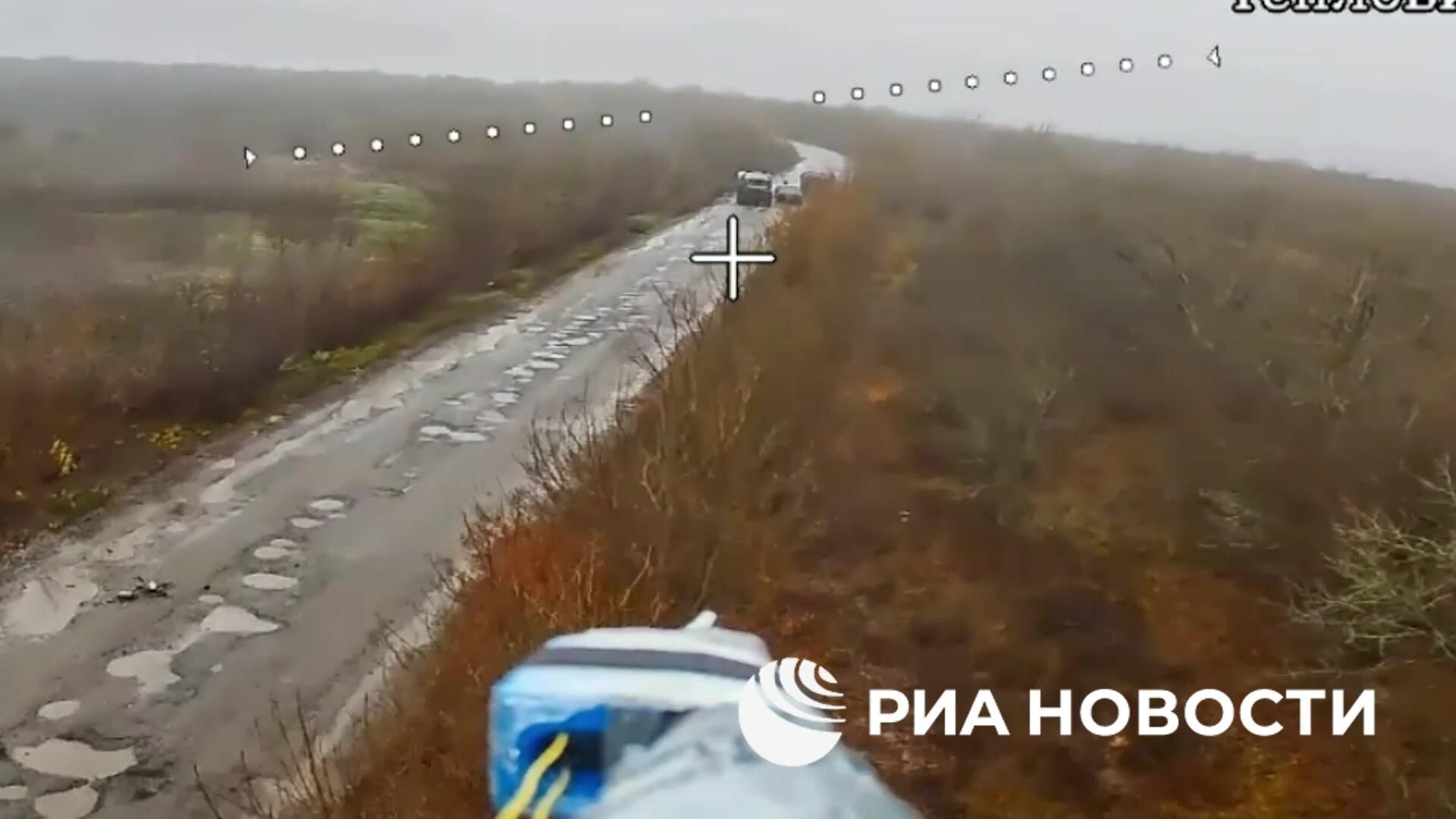 Уничтожение машин ВСУ под Купянском расчетами FPV-дронов Запада Уничтожение машин ВСУ под Купянском расчетами FPV-дронов Запада - РИА Новости, 1920, 16.11.2025