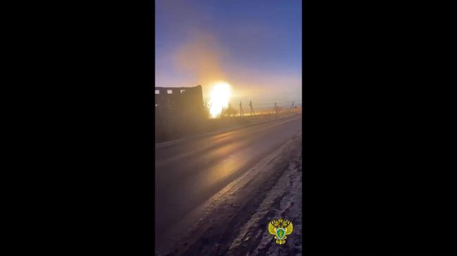 Кадры пожара на газопроводе в Омской области