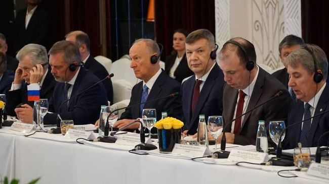 Помощник президента России, председатель Морской коллегии РФ Николай Патрушев провел в Нью-Дели российско-индийские консультации по взаимодействию в морской сфере