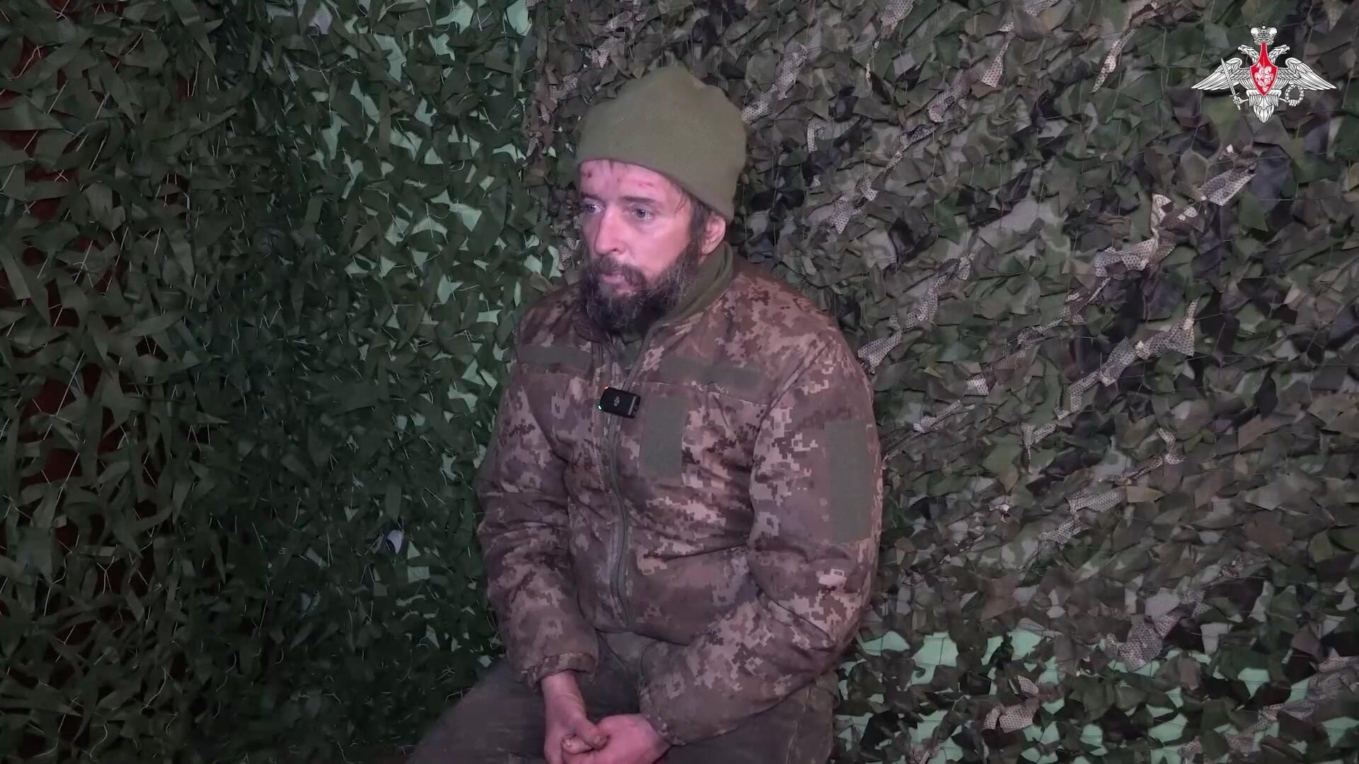 Пленный военнослужащий ВСУ о приказе расстреливать всех, кто уходит из Красноармейска Пленный военнослужащий ВСУ о приказе расстреливать всех, кто уходит из Красноармейска - РИА Новости, 1920, 18.11.2025