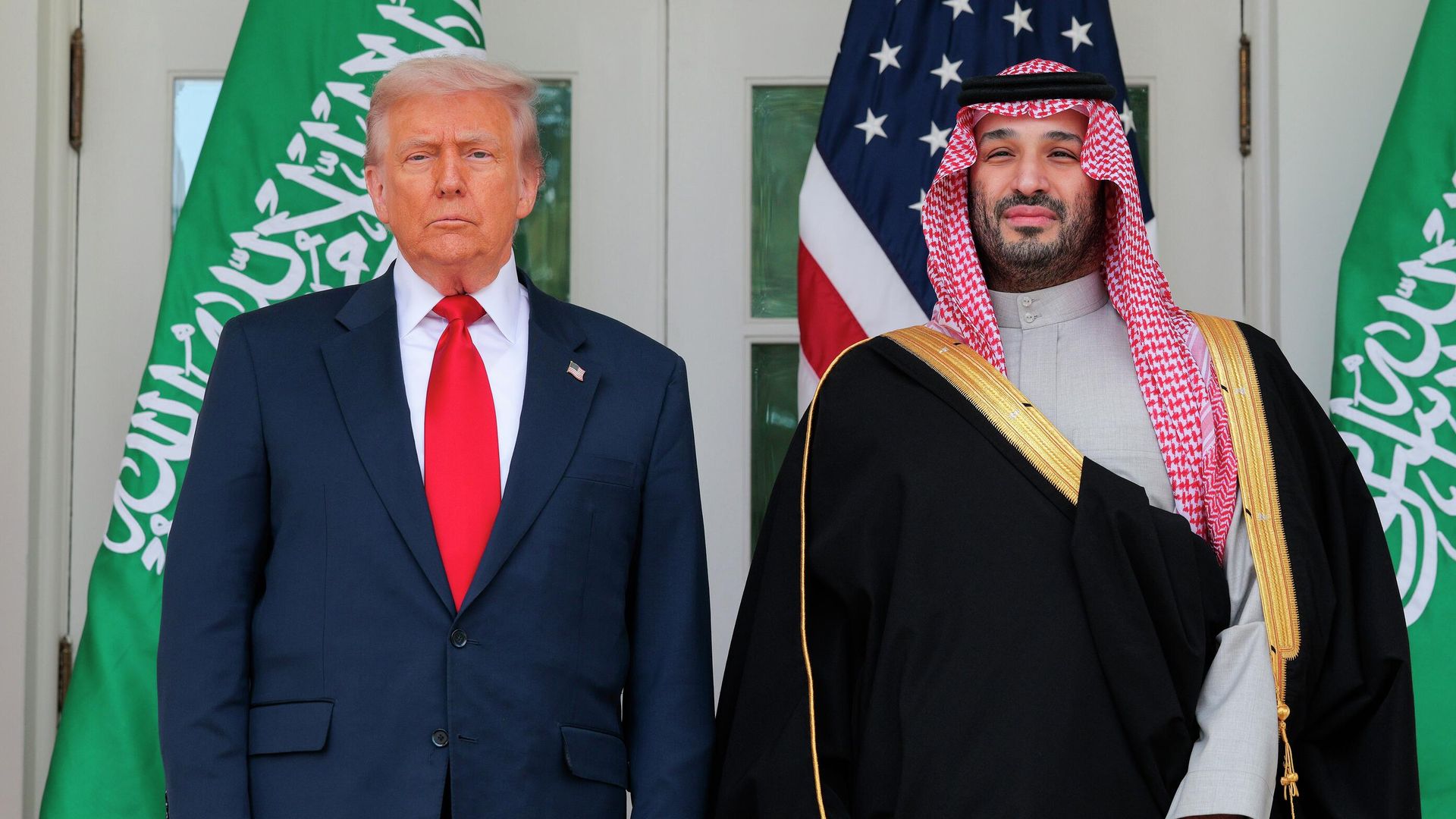 Президент США Дональд Трамп и наследный принц Саудовской Аравии Мухаммед бен Салман - РИА Новости, 1920, 19.11.2025