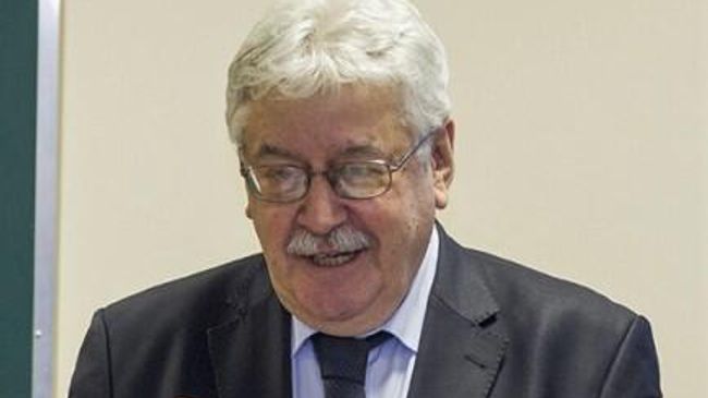 Юрий Пивоваров*