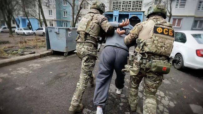Сотрудники ФСБ задержали жителя ДНР, готовившего покушение на высокопоставленного офицера Минобороны по заданию украинских спецслужб