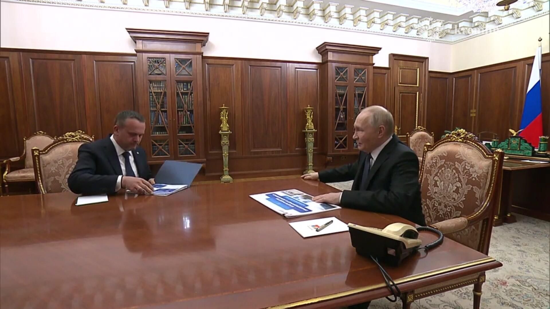 Рабочая встреча Путина с министром транспорта Рабочая встреча Путина с министром транспорта - РИА Новости, 1920, 20.11.2025