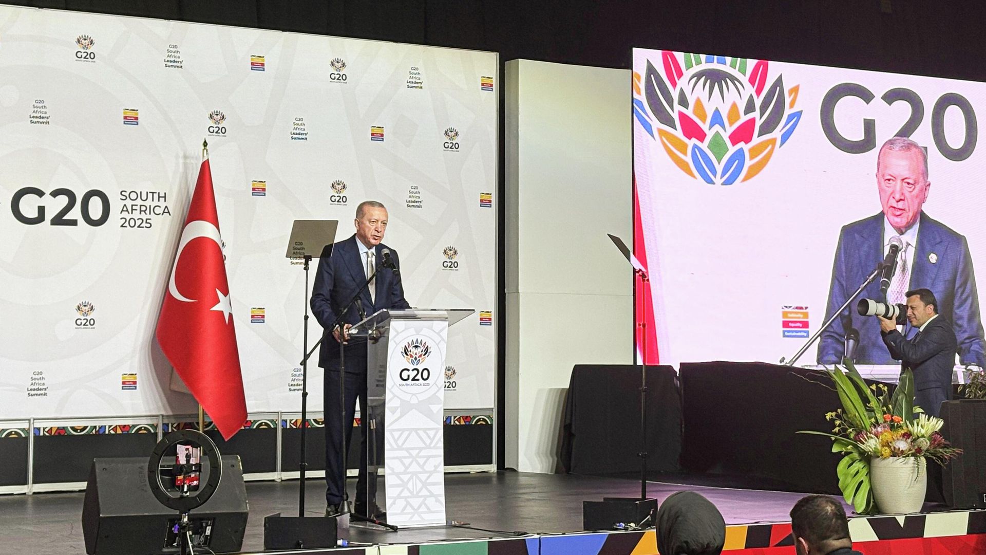 Президент Турции Реджеп Тайип Эрдоган выступает на саммите G20 в Южно-Африканской Республике Президент Турции Реджеп Тайип Эрдоган выступает на саммите G20 в Южно-Африканской Республике - РИА Новости, 1920, 23.11.2025