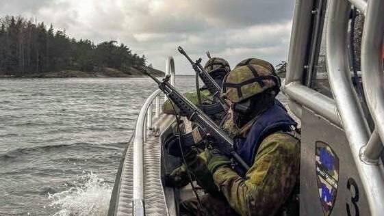 Подготовительные учения для Военно-морского флота Финляндии перед Freezing Winds 25  - РИА Новости, 1920, 21.12.2025