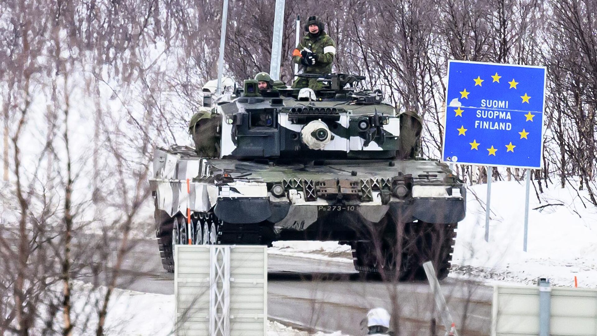 Финские военные во время учений Финские военные во время учений - РИА Новости, 1920, 24.11.2025