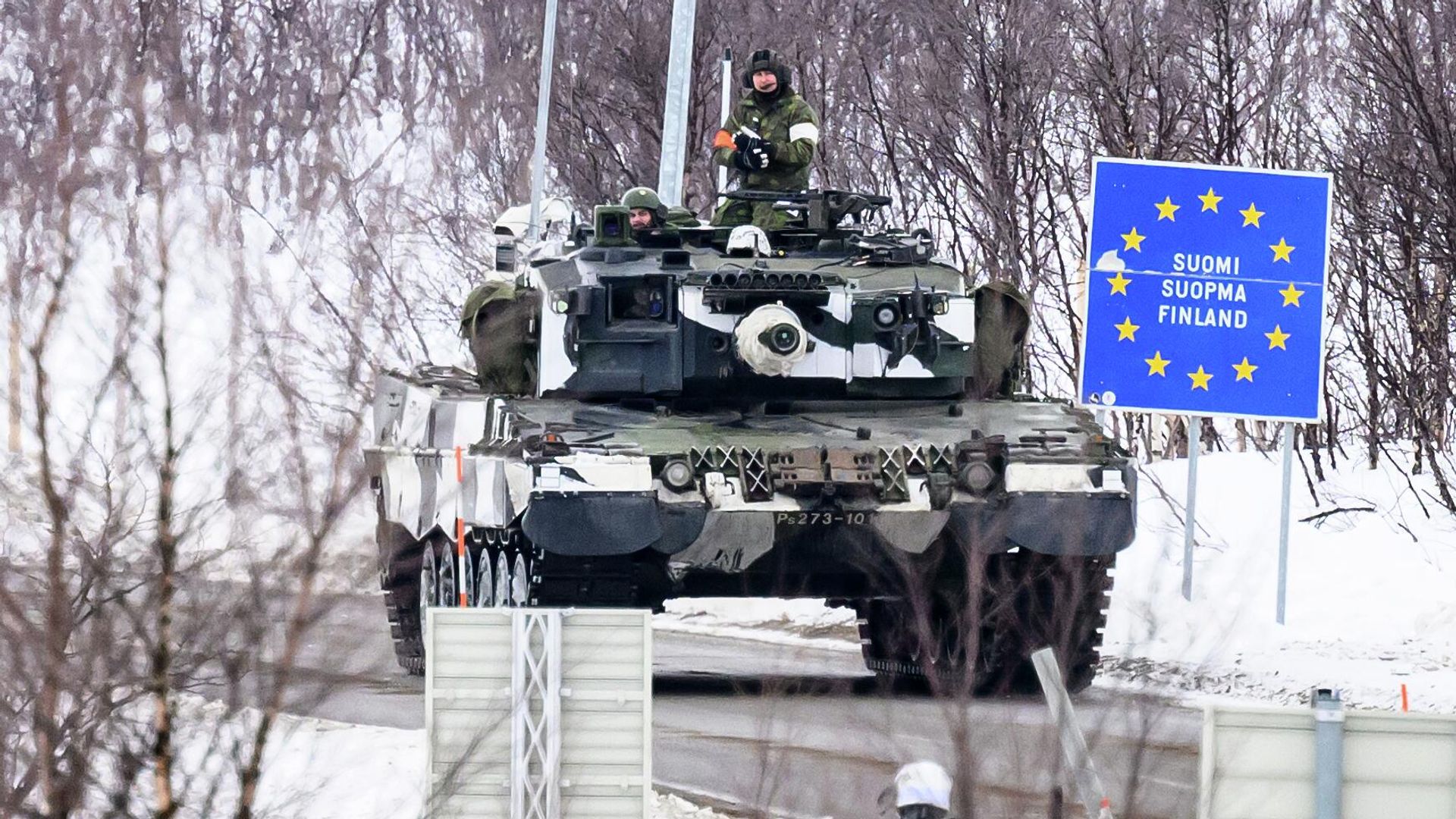 Финские военные во время учений Финские военные во время учений - РИА Новости, 1920, 24.11.2025