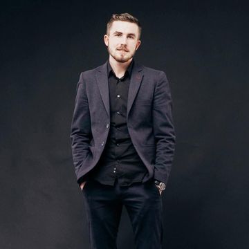 Дмитрий Миллер