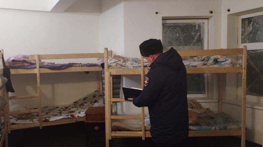 Реабилитационный детский центр, где были обнаружены подростки, в поселке Исеть в Верхней Пышме Реабилитационный детский центр, где были обнаружены подростки, в поселке Исеть в Верхней Пышме - РИА Новости, 1920, 27.11.2025