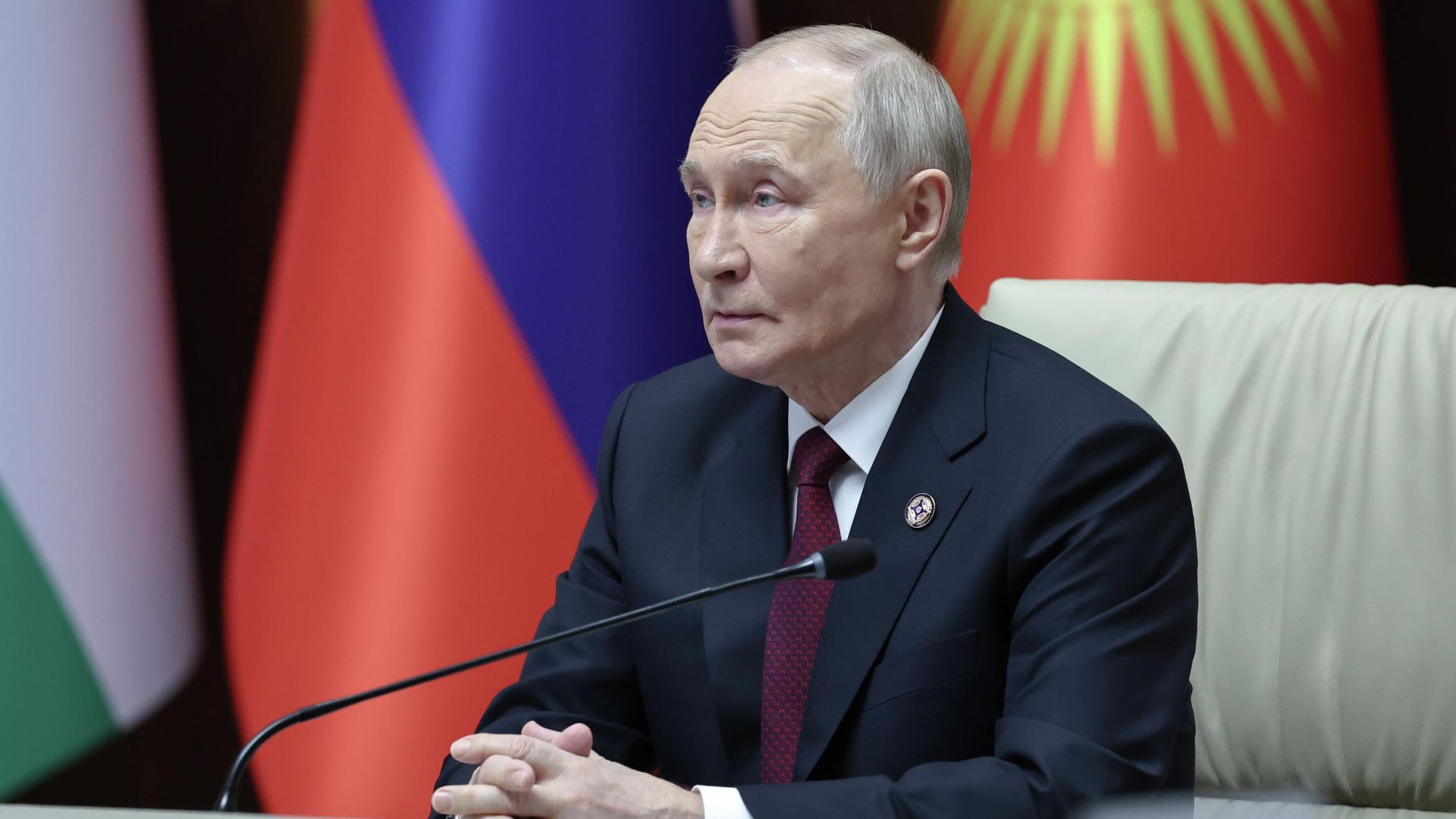 Президент РФ Владимир Путин  на заседании Совета коллективной безопасности ОДКБ в Бишкеке - РИА Новости, 1920, 27.11.2025