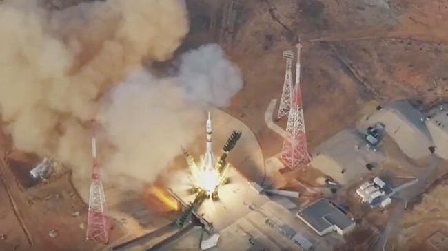 Ракета Союз с космонавтами Кудь-Сверчковым, Микаевым и астронавтом Уильямсом стартовала к МКС с Байконура