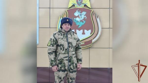 Рэпер Macan отправился на военную службу Рэпер Macan отправился на военную службу - РИА Новости, 1920, 28.11.2025