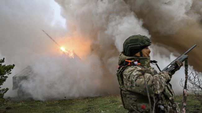 Боевая работа расчета РСЗО Град 83-го самоходного артиллерийского полка 25-й общевойсковой армии группировки войск Запад на Краснолиманском направлении СВО