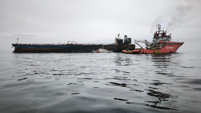 Танкер Kairos после пожара в Черном море