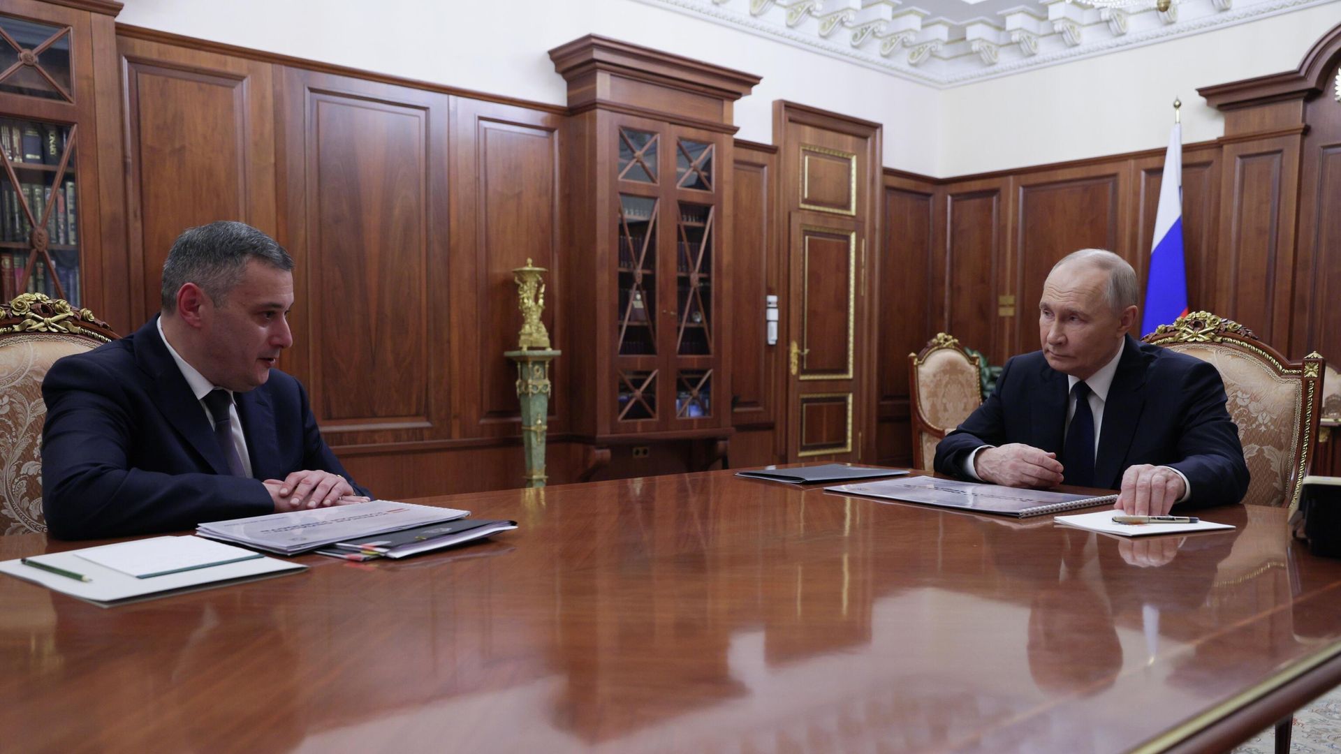 Путин на встрече с Хинштейном в Кремле Путин на встрече с Хинштейном в Кремле - РИА Новости, 1920, 02.12.2025