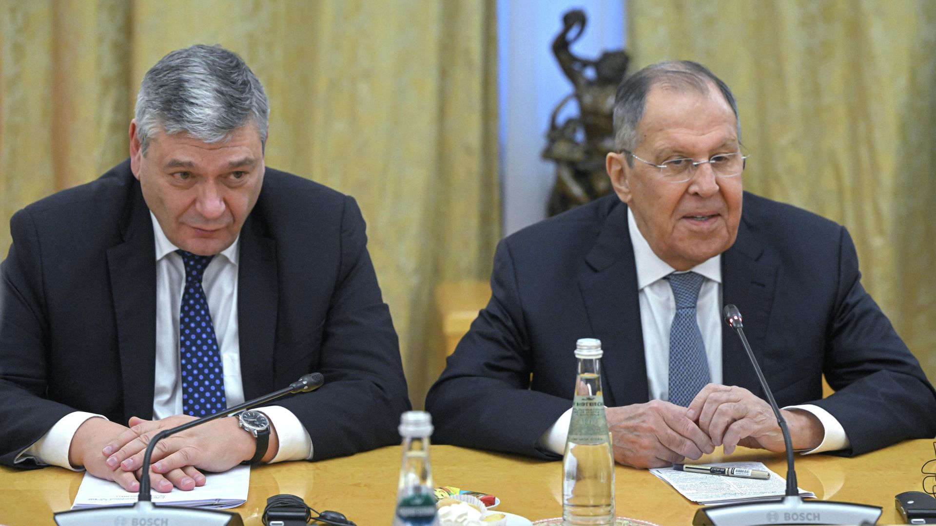 Заместитель министра иностранных дел РФ Андрей Руденко и министр иностранных дел РФ Сергей Лавров на встрече в Москве с министром иностранных дел Китая Ван И. 2 декабря 2025 Заместитель министра иностранных дел РФ Андрей Руденко и министр иностранных дел РФ Сергей Лавров на встрече в Москве с министром иностранных дел Китая Ван И. 2 декабря 2025 - РИА Новости, 1920, 02.12.2025