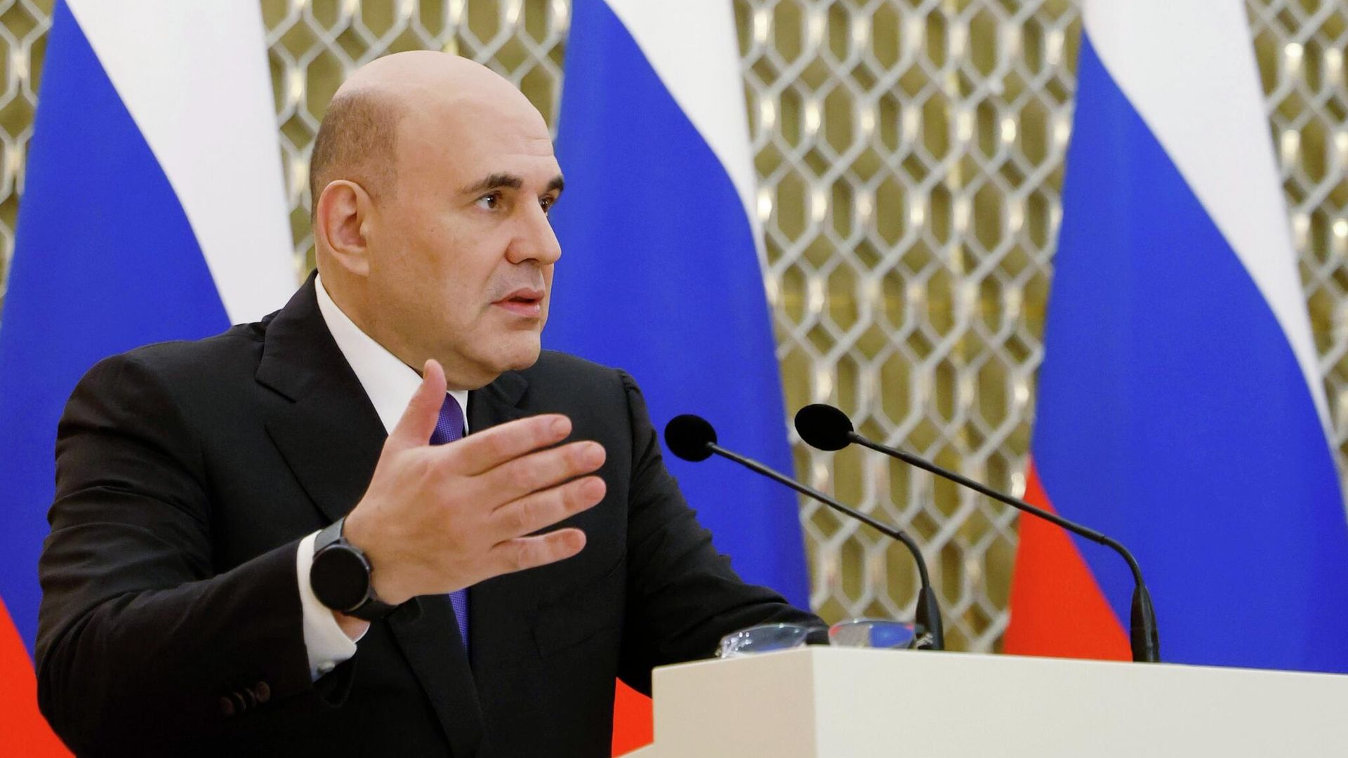 Председатель правительства РФ Михаил Мишустин выступает на церемонии вручения премий правительства РФ за 2025 год в области науки и техники. 2 декабря 2025 - РИА Новости, 1920, 02.12.2025