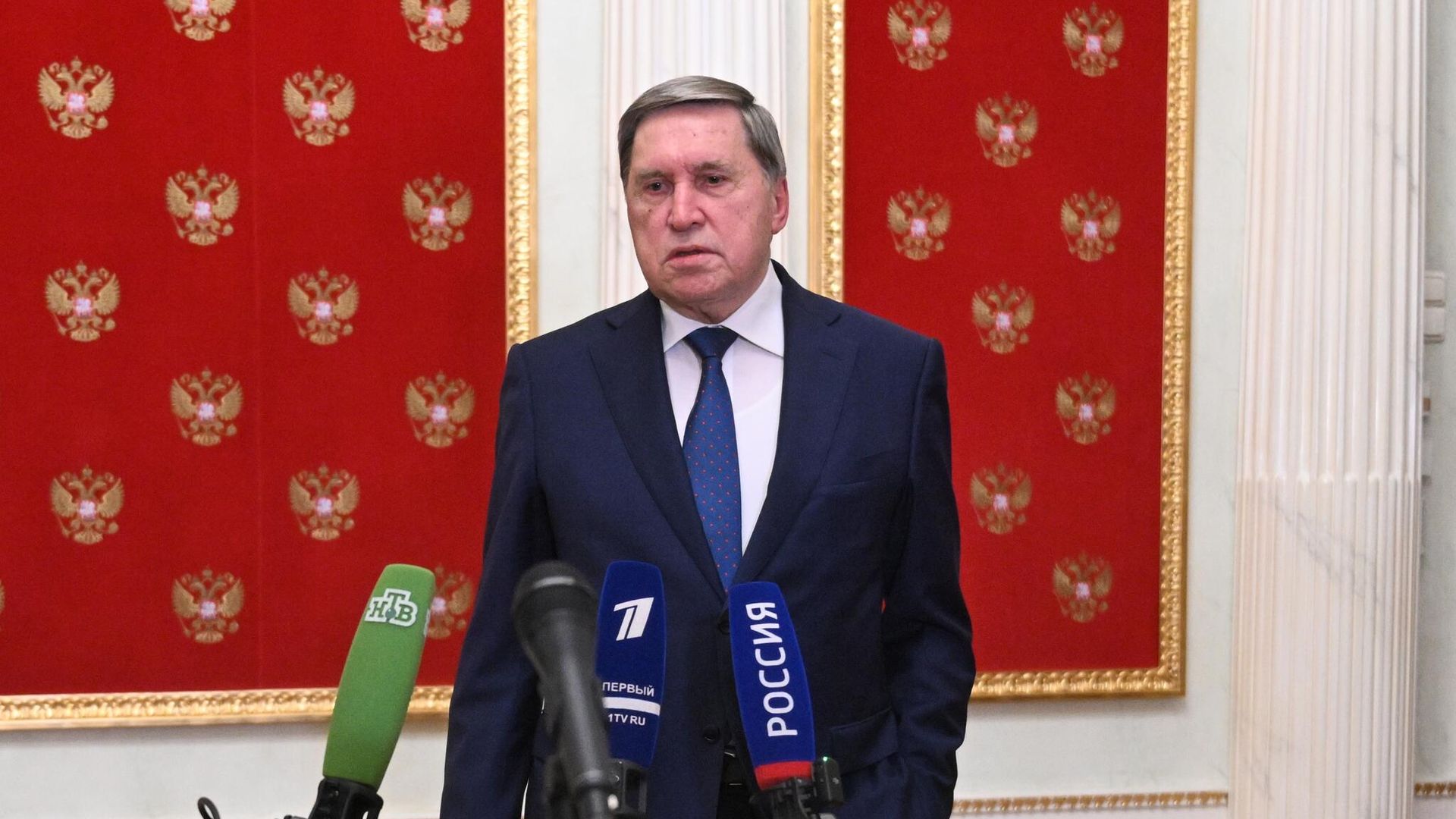 Помощник президента РФ Юрий Ушаков отвечает на вопросы журналистов Помощник президента РФ Юрий Ушаков отвечает на вопросы журналистов - РИА Новости, 1920, 23.01.2026
