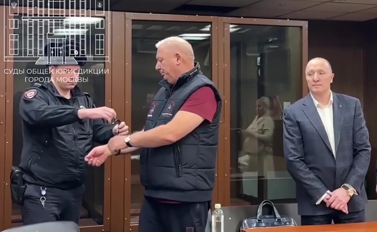Бывший депутат Государственной Думы РФ Анатолий Вороновский в Басманном суде Москвы - РИА Новости, 1920, 24.02.2026