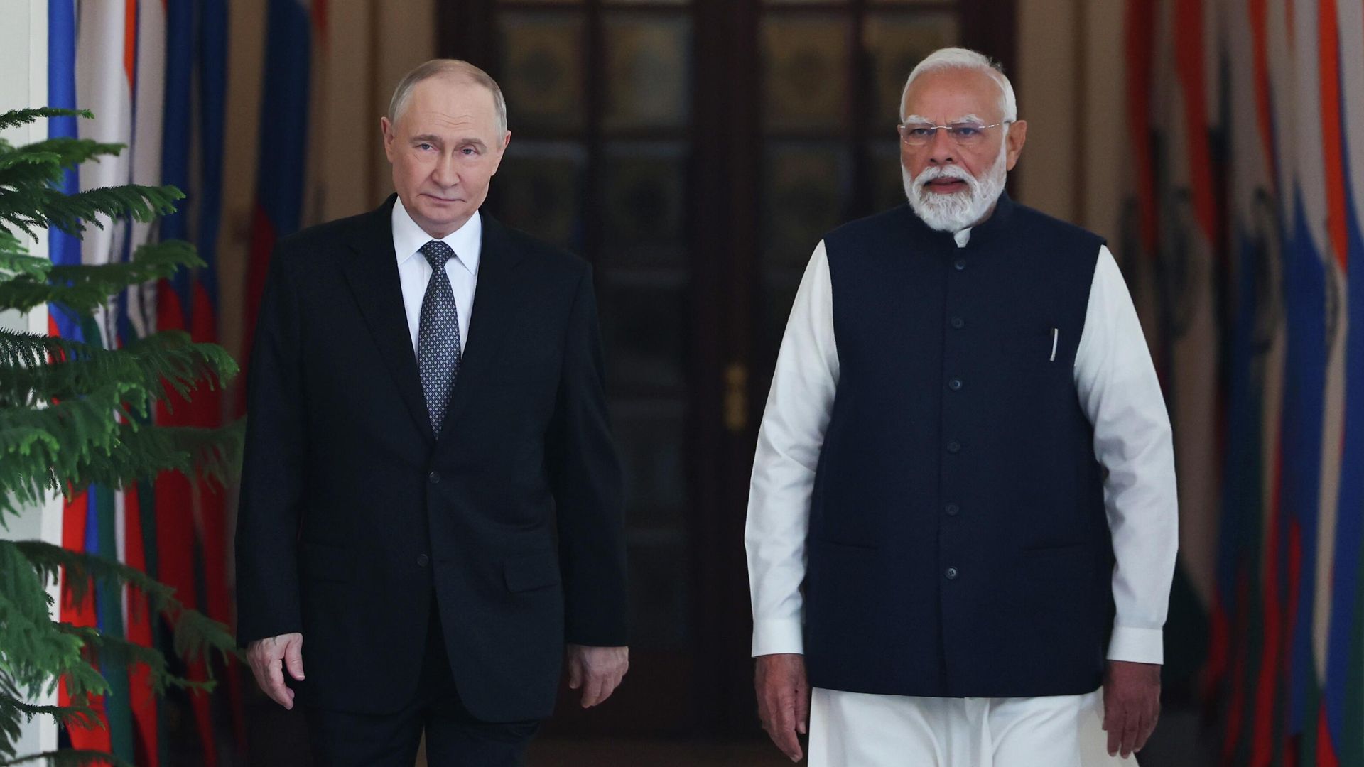 Президент РФ Владимир Путин и премьер-министр Индии Нарендра Моди перед началом российско-индийских переговоров в Нью-Дели. 5 декабря 2025 - РИА Новости, 1920, 05.12.2025