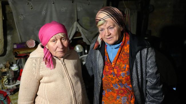 Пенсионерки живут в подвале Пенсионерки живут в подвале