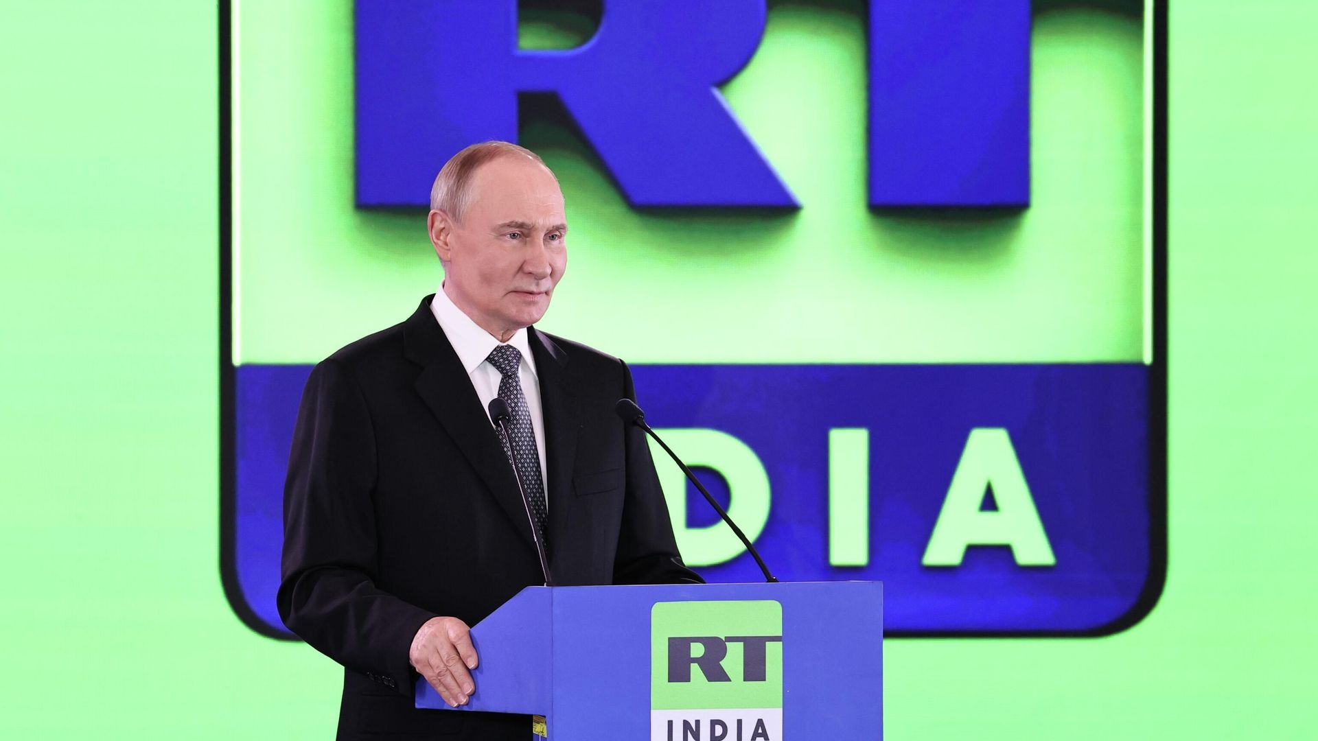 Президент РФ Владимир Путин на церемонии запуска вещания телеканала RT India в Нью-Дели - РИА Новости, 1920, 05.12.2025