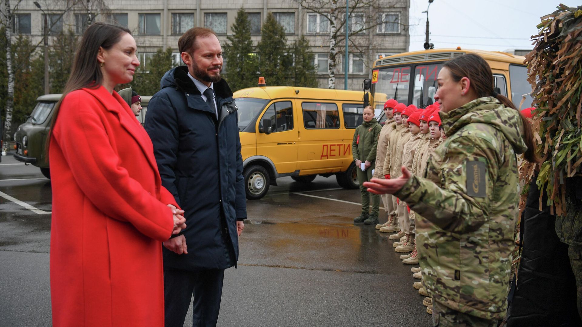 Региональную награду для волонтеров учредят в Тверской области Региональную награду для волонтеров учредят в Тверской области - РИА Новости, 1920, 05.12.2025