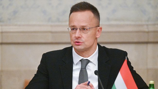 Министр иностранных дел Венгрии Петер Сиярто на 16-ом заседании Российско-Венгерской межправительственной комиссии по экономическому сотрудничеству. 9 декабря 2025