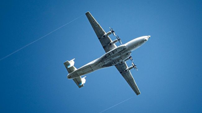 Самолет Ан-22