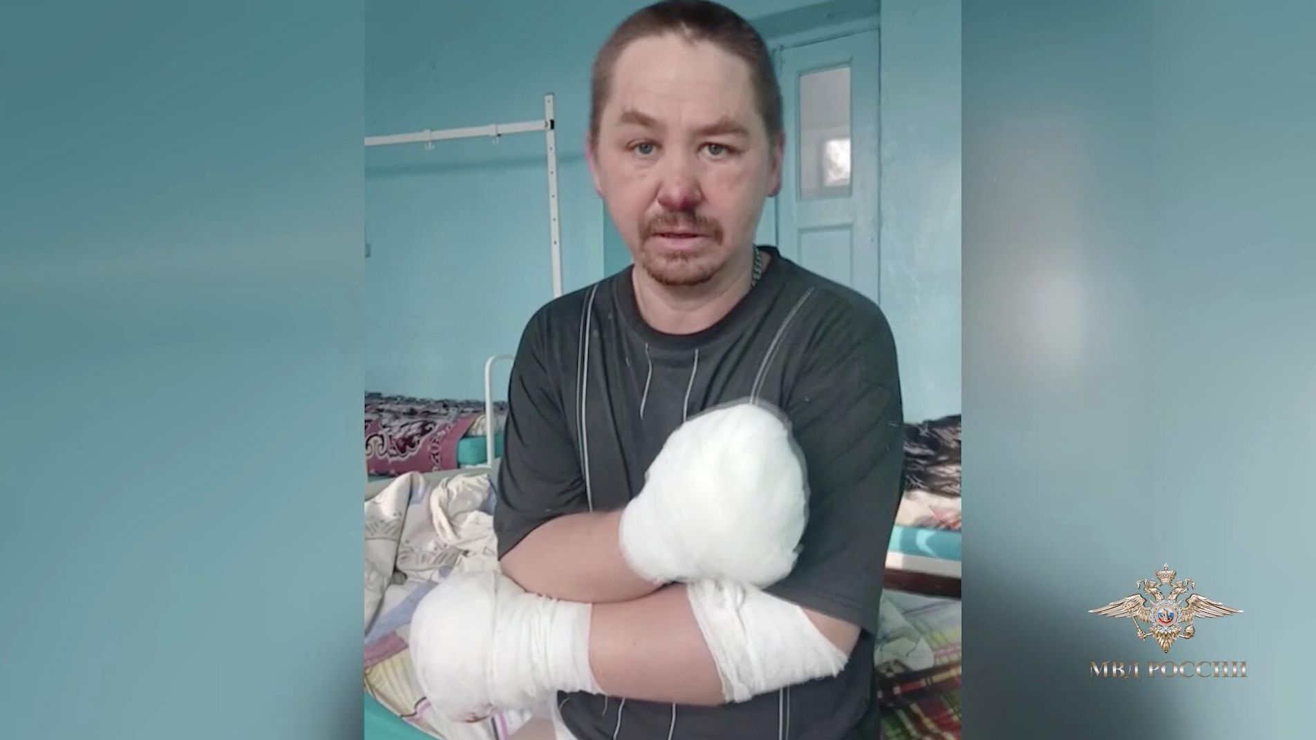 Мужчина, выживший в тайге Приамурья в 40-градусный мороз Мужчина, выживший в тайге Приамурья в 40-градусный мороз - РИА Новости, 1920, 09.12.2025